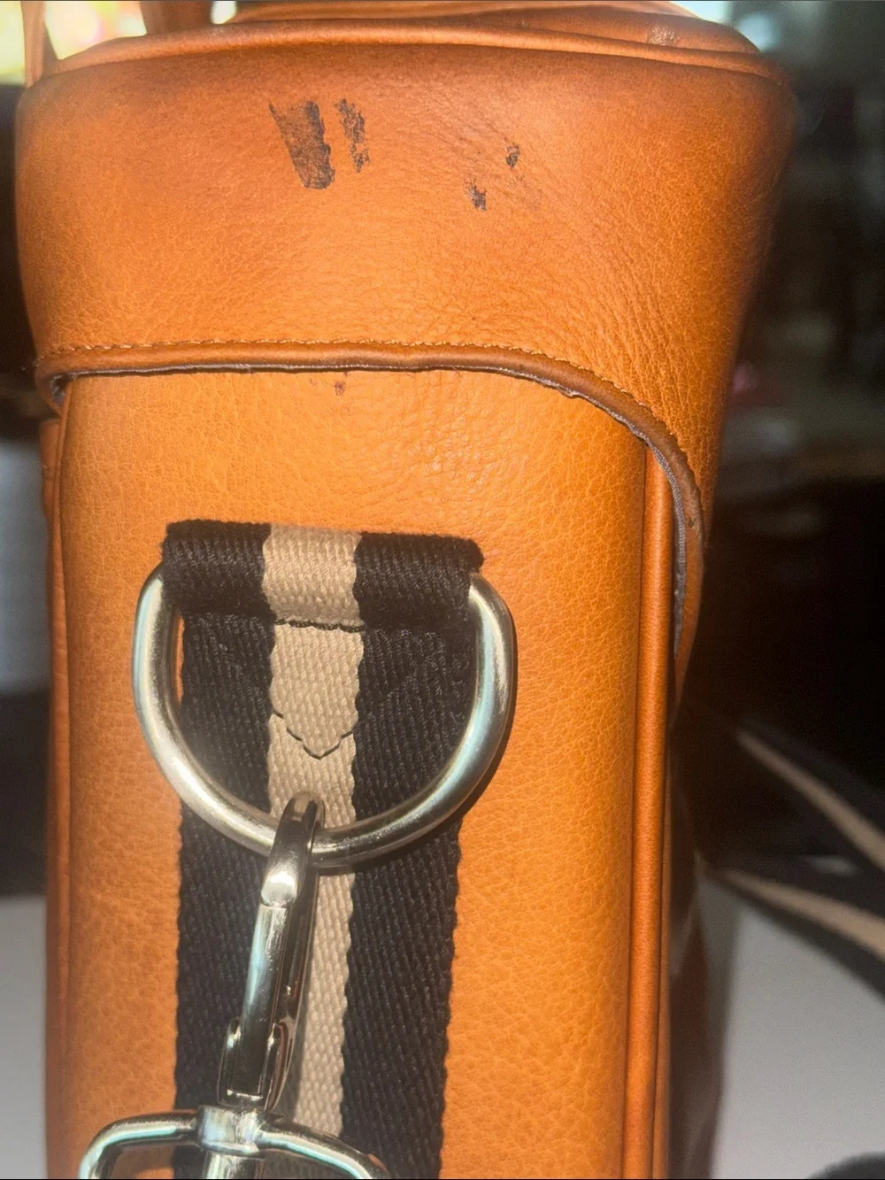Jack by Jill.e Designs Hudson All Leather Camera Bag In good condition.